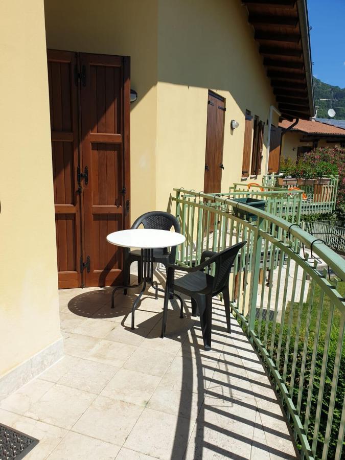 Appartamento Le Serre Salò Exterior foto